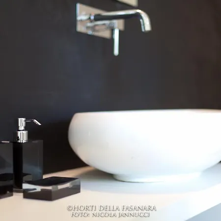 Horti Della Fasanara פררה