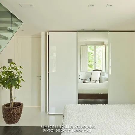 Horti Della Fasanara 컨트리하우스 *