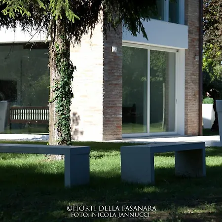 Horti Della Fasanara * פררה