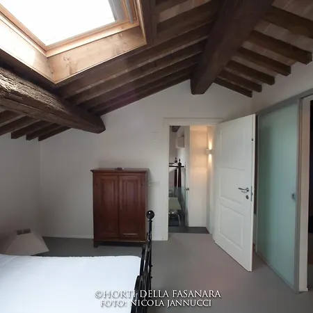 Horti Della Fasanara פררה